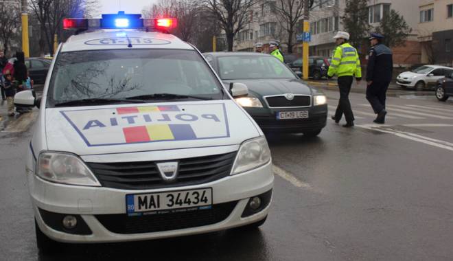 Accident rutier  pe strada Ion Lahovari - accident-1450022048.jpg
