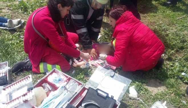 ACCIDENT DOROBANȚU / Victimele sunt ÎN STARE GRAVĂ în continuare - accident-1493711879.jpg