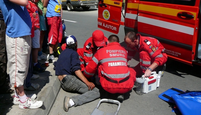 Femeie accidentată grav în zona plajei Modern. Șoferul, sub influența alcoolui - accident-1503667142.jpg