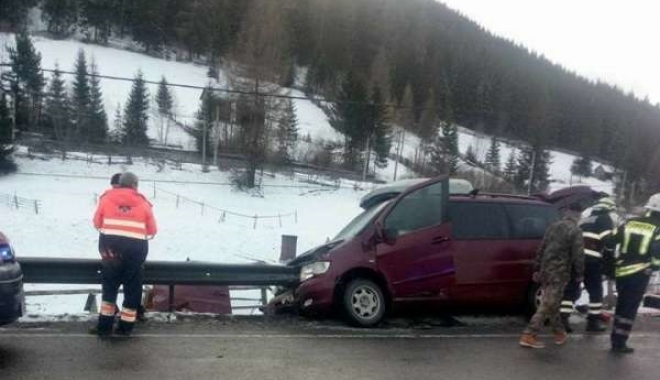 ACCIDENT RUTIER! Șase victime, dintre care doi copii - accident-1514195000.jpg