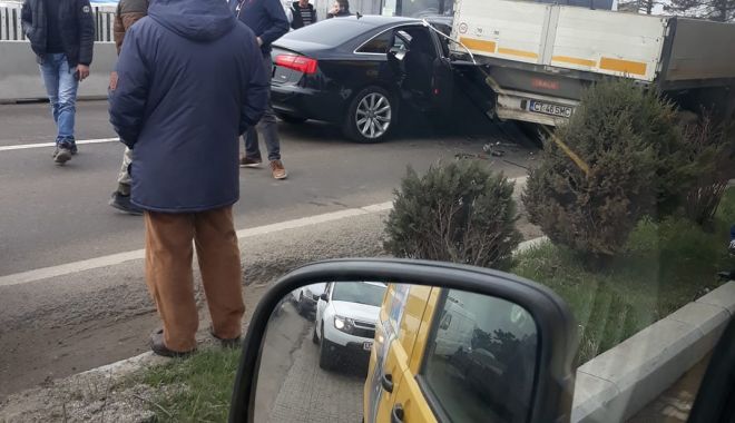 Accident la ieșire din Constanța ! - accident-1522396907.jpg