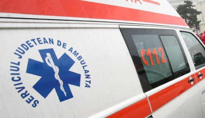 Femeie lovită pe trecerea pentru pietoni, la Constanța - accident-1525107107.jpg