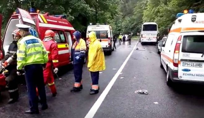 ACCIDENT RUTIER GRAV! Un autocar cu copii s-a răsturnat. Planul roșu de intervenție a fost activat - accident-1559466017.jpg