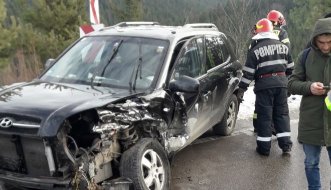 ACCIDENT DRAMATIC cu șapte răniți. O fetiță de șapte ani ESTE ÎN STARE GRAVĂ - accident-1578059185.jpg
