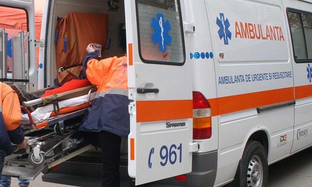 Accident rutier pe strada Dezrobirii, din Constanța. Un copil de trei ani a ajuns la spital - accident-dezrobirii-1714744552.jpg