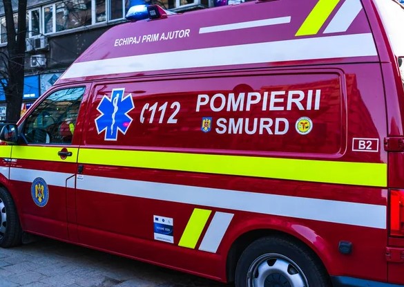 Accident grav. O tânără însărcinată a murit după un impact frontal între două mașini