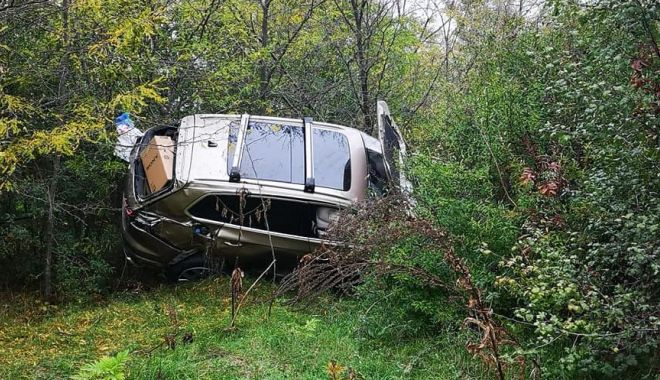 Accident pe drumul de acces spre Aerodromul Tuzla. Șoferul nu a oprit la 