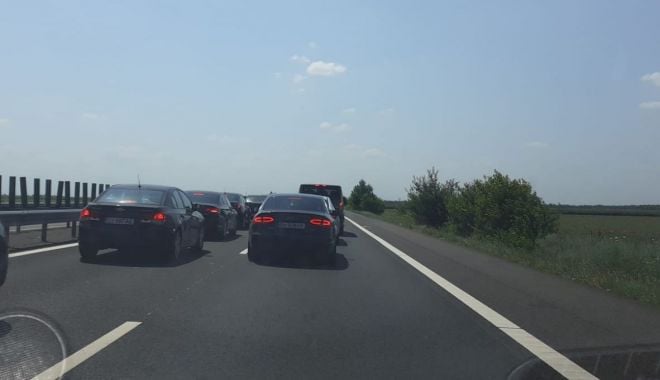 Accident grav pe Autostrada Soarelui! Un bebeluş, proiectat prin parbriz, preluat de elicopterul SMURD - accident1-1626264982.jpg