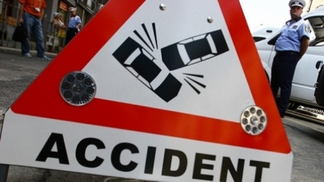 21 de persoane, rănite după ce autocarul lor s-a răsturnat - accident1349130066050300-1313825443.jpg