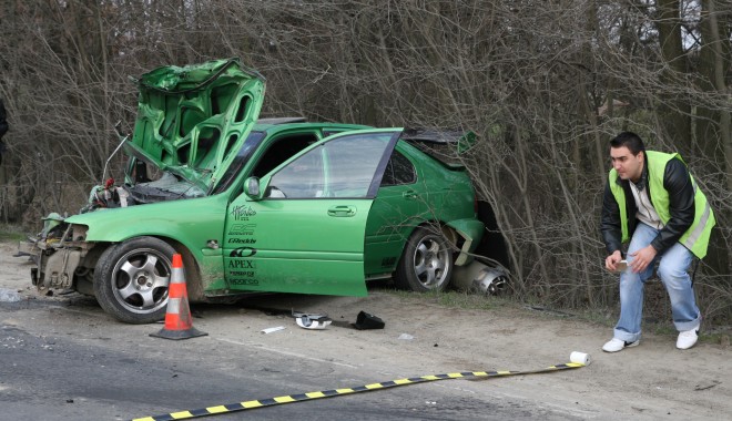 Istoricul accidentelor zilei de 30 august - accident2-1377847533.jpg