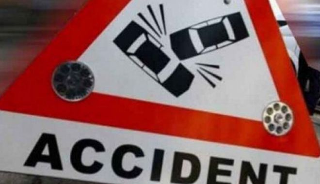 ACCIDENT RUTIER GRAV în localitatea Castelu! Trei victime. O mașină s-a răsturnat - accident2-1530343511.jpg