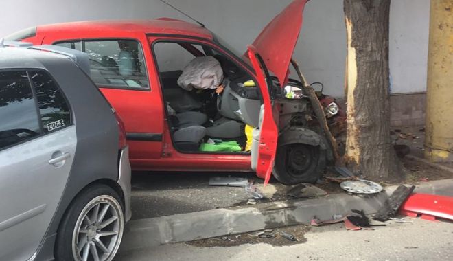 Accident mortal pe strada Baba Novac din Constanța - accident2-1588407268.jpg