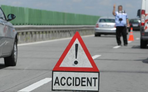 Accident rutier grav pe Autostrada Soarelui. O persoană a fost rănită - accident2-1598512749.jpg