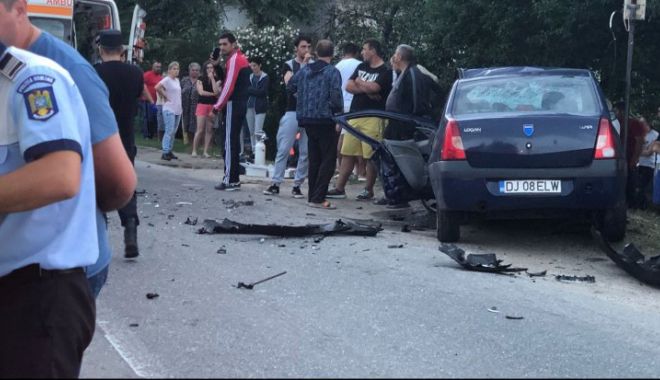 VIDEO ȘOCANT / ACCIDENT MORTAL! Șoferul vinovat era beat și făcea live pe Facebook. Doi oameni au murit - accident2018062921222581398500-1530304855.jpg