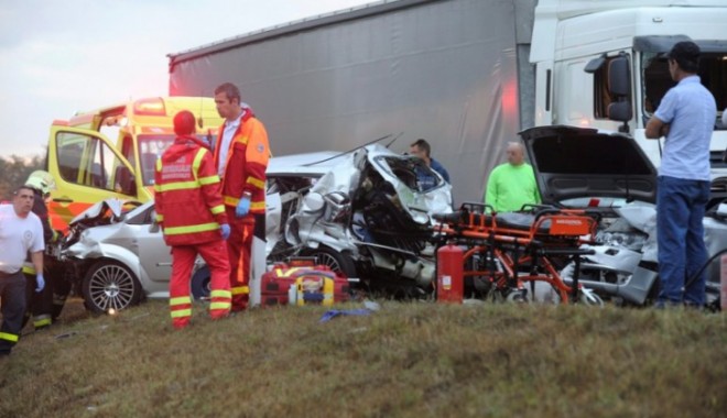 UPDATE. Alt accident grav cu români, petrecut în Ungaria. O persoană a MURIT! - accident221192200-1378045199.jpg