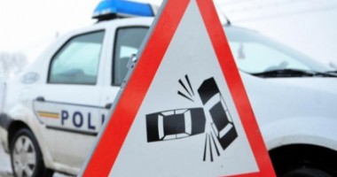 Carambol pe bulevardul Tomis - accident298207100169231001339941-1355757696.jpg