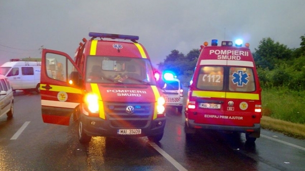 Tragedie rutieră. Doi morți și trei răniți, după ce un autoturism a intrat pe contrasens - accident964507001467096072-1474808133.jpg