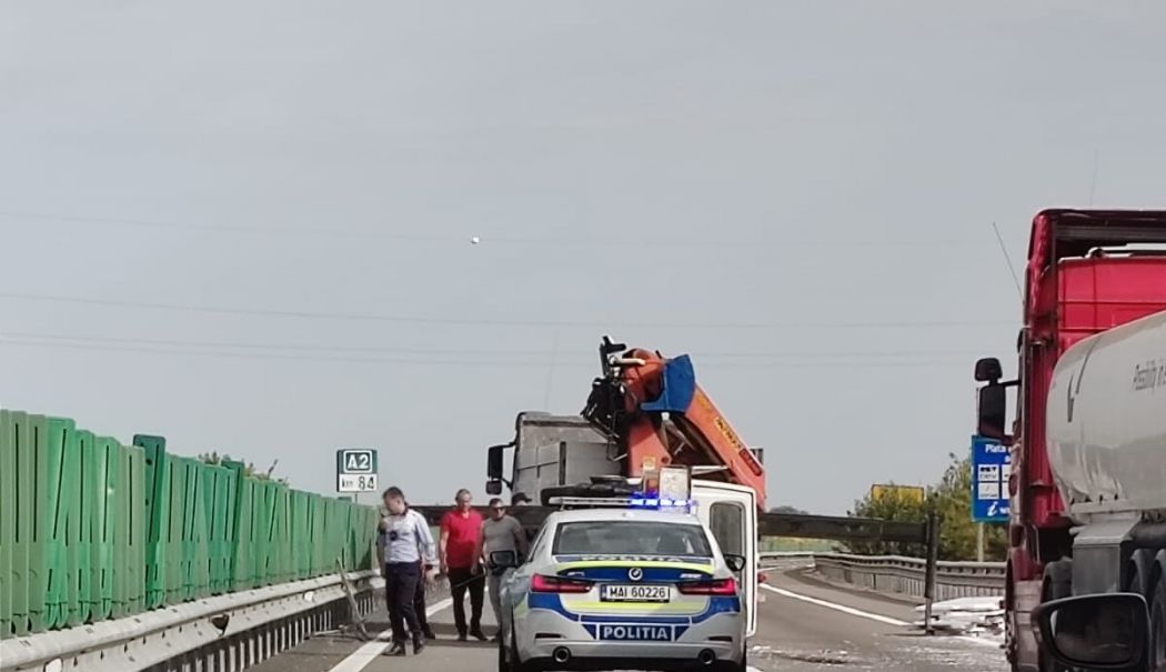Trafic blocat pe A2, în zona Medgidia. Două persoane au ajuns la spital - accidenta2-1711899926.jpg
