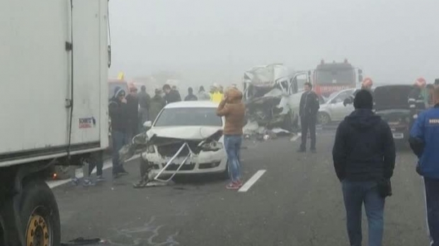 VIDEO. CARAMBOL PE AUTOSTRADA București-Constanța. 17 MAȘINI IMPLICATE, 22 DE VICTIME. UPDATE - accidenta200828200-1479279885.jpg