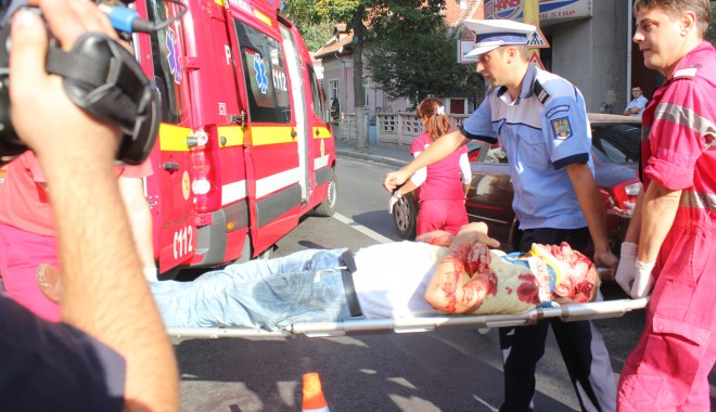 IMAGINI ȘOCANTE / Pieton rănit grav pe bulevardul Ferdinand - accidentbulevardulferdinand18-1349156335.jpg