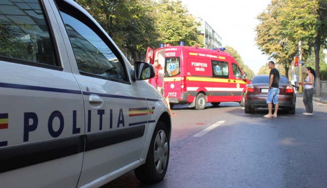 TRAGEDII RUTIERE pe șoselele Constanței de sărbători - accidentbulevardulferdinand35-1367844284.jpg