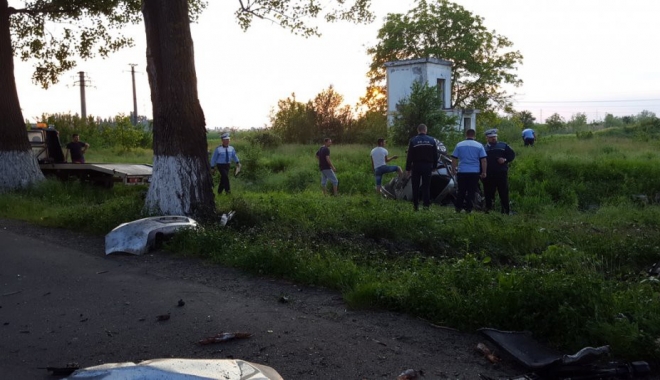 Fosta nevastă a lui Condrea, accident rutier grav - accidentdancondreafacebook31024x-1465298033.jpg
