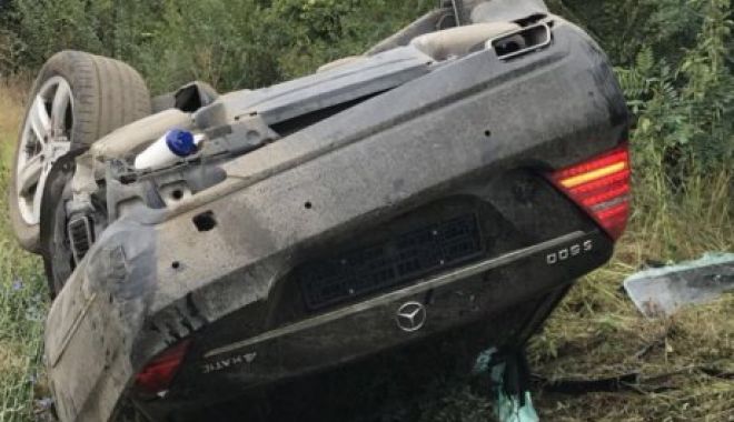 UPDATE. Președintele R. Moldova, implicat într-un accident de circulație. Dodon și fiul său, externați - accidentdodon20212500-1536511889.jpg