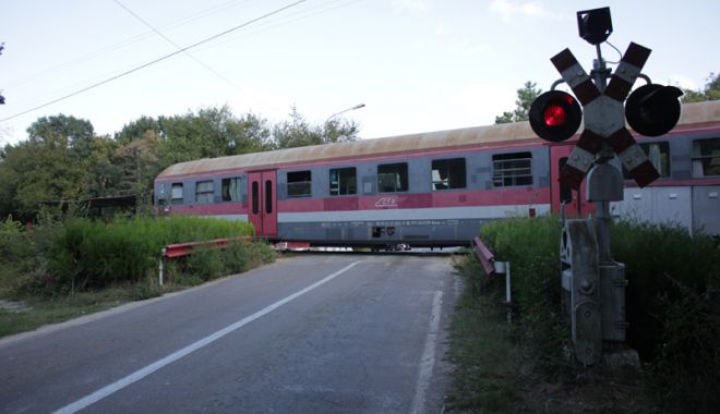 Accidentele rutiere la trecerile de nivel la calea ferată ne-au costat peste 42 milioane de euro - accidentelerutierelatrecerileden-1525874560.jpg