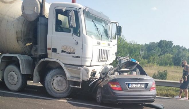 Accident groaznic, soldat cu doi morți și doi răniți - accidentgalati49822200-1566887601.jpg