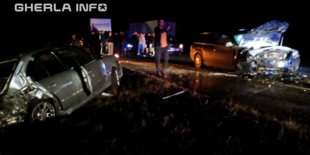 Șoferul unui TIR a fost găsit spânzurat după ce a provocat un accident soldat cu cinci răniți - accidentgherlabmw08419200-1540812723.jpg