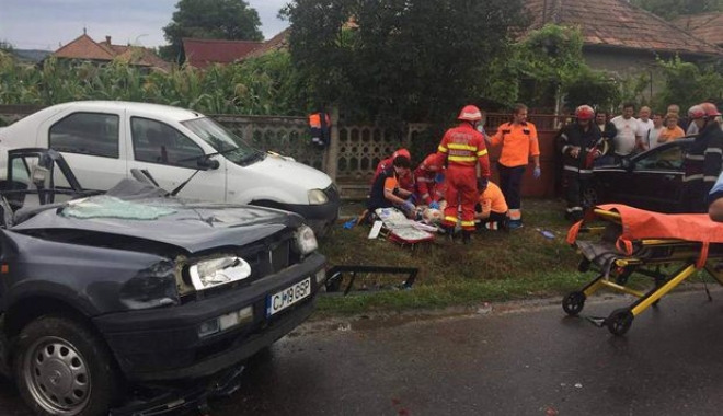 ACCIDENT RUTIER GRAV, după ce un șofer de 60 de ani nu a acordat prioritate într-o intersecție - accidentincarcaratigherla11024x7-1499927251.jpg