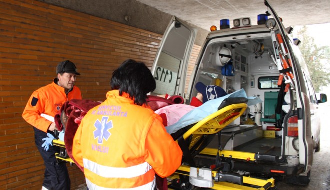 Accident în parcarea subterană a unui hypermarket - accidentinparcareasubterana-1397060917.jpg