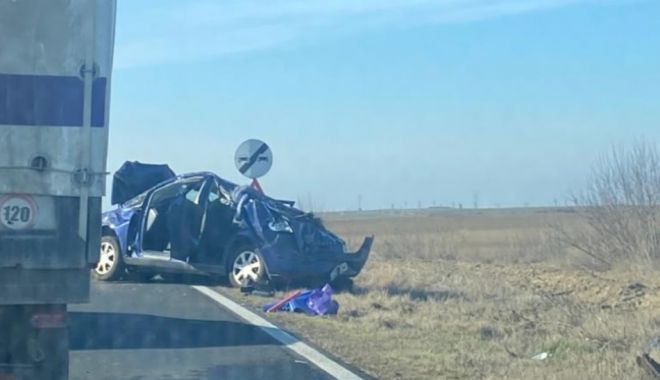 MAȘINĂ RĂSTURNATĂ și două persoane RĂNITE, într-un accident rutier la Hârșova - accidentjudet-1645014830.jpg