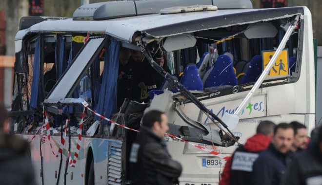 Tragedie rutieră, soldată cu 30 de morți - accidentmicrobuz-1467036679.jpg