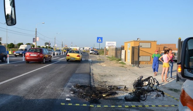 Accident rutier la Constanța. Un mopedist a ajuns la spital - accidentmoped-1377517943.jpg