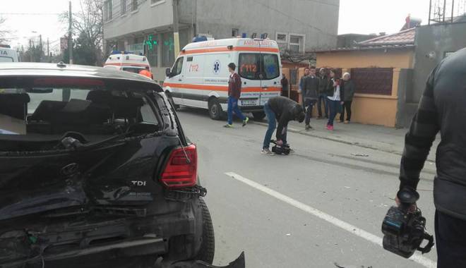Galerie foto / Tragedie la Constanța.  Un șofer a murit după ce i s-a făcut rău la volan - accidentmortal3-1455731233.jpg