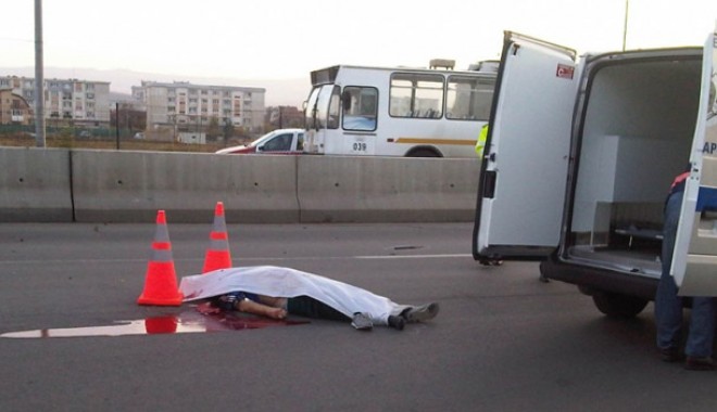 Accident rutier grav pe DN 2A. Un bărbat a murit - accidentmortaldn2a-1409494233.jpg