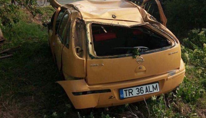 Trei tinere au murit într-un accident provocat din cauza vitezei! - accidentmortalzimnicea349768400-1525600953.jpg