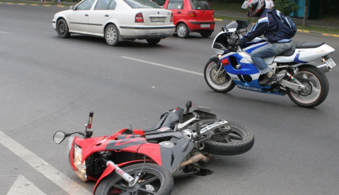Motociclist rănit lângă Cimitirul Municipal din Constanța - accidentmotoscutermiorita08vt-1312917921.jpg