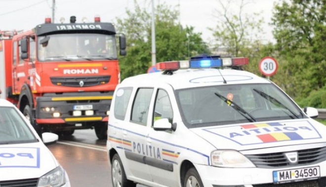 TRAGEDIE RUTIERĂ! Un mort și doi răniți, după ce mai multe mașini au fost implicate într-un accident rutier - accidentoradea20650x43554382800-1504332388.jpg