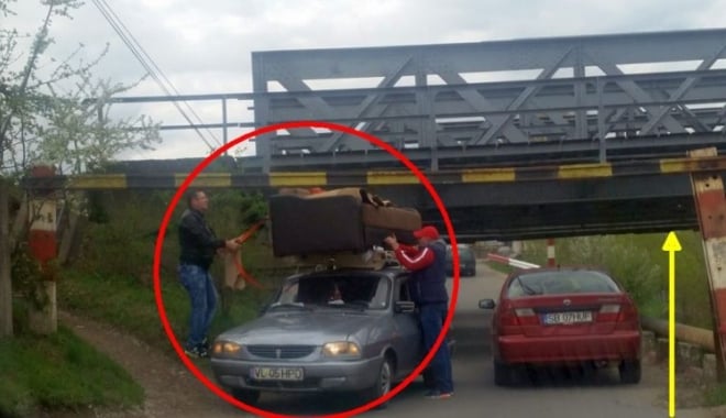 Accident de cascadorii râsului. Fotografia a devenit virală - accidentpodcaleferata1750x430-1491393434.jpg