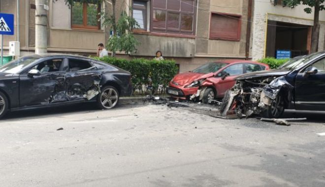 ACCIDENT RUTIER! Ministrul Transporturilor, de urgență în spital - accidentrazvancuc3sursag4640x400-1563183166.jpg