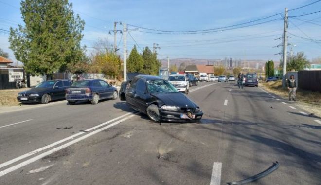 Un tânăr de 22 de ani a murit pe loc după ce s-a rostogolit cu mașina - accidentrutier-1541512454.jpg
