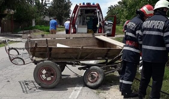 Oficial de la IPJ Constanța despre accidentul produs în comuna Băneasa între un automobil și o căruță