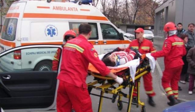 Femeie lovită mortal de un autoturism. Șoferul a fugit de la locul tragediei - accidentrutiercuvictimeinzonaden-1484487448.jpg