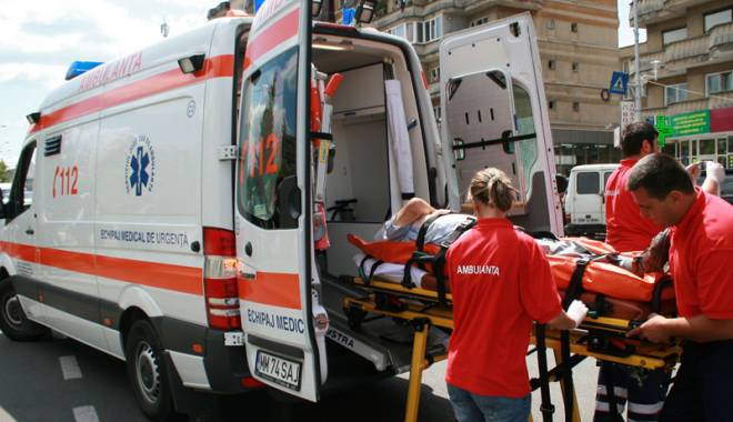 Accident rutier provocat de un bărbat băut și fără permis - accidentrutiersoferbautfarapermi-1427825463.jpg