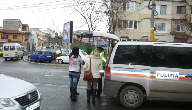 Accident rutier în fața Universității Șaguna - accidentsaguna4-1324067179.jpg