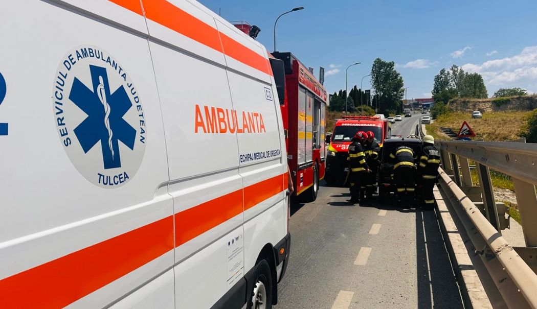 Accident rutier în localitatea Mihai Viteazu, județul Constanța. Două victime au ajuns la spital - accidentsajambulantapompieriisud-1756192915.jpg