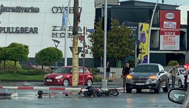 Accident grav, la Constanța, între un autoturism și un scuter. O victimă, inconștientă - accidentscuter-1592729533.jpg