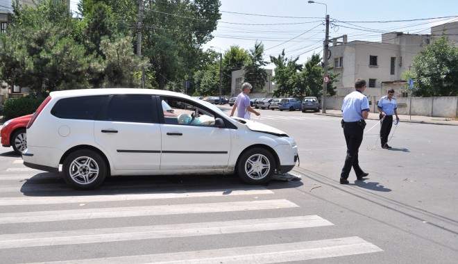 Neacordarea de prioritate face victime, la Constanța - accidentsoseauamangaliei-1382093898.jpg
